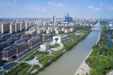  Shanghai Cofco Cultural & Health Center	